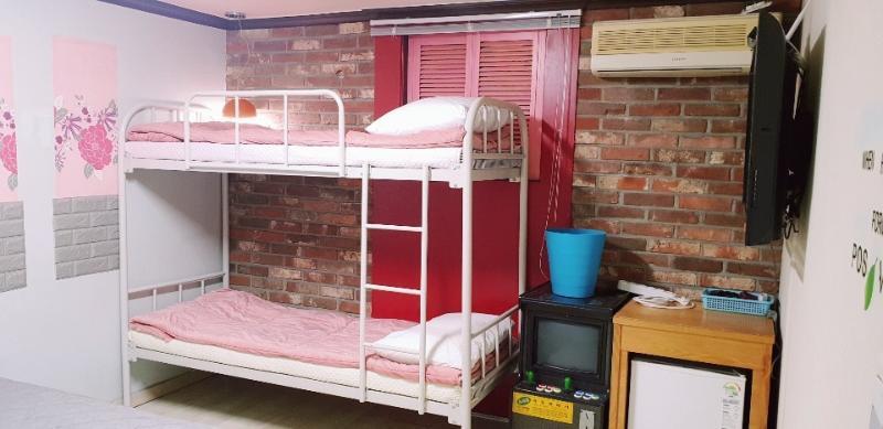 Oppa Hostel Seoul Eksteriør billede
